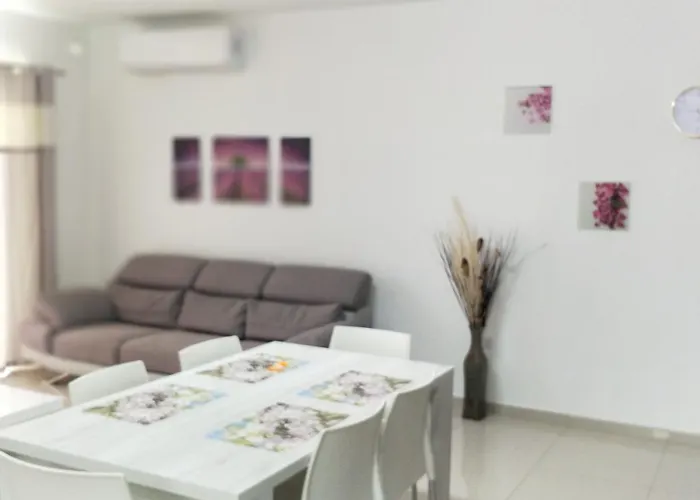 Sunstone Court Appartamento *