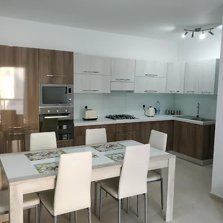 Sunstone Court Apartman San Pawl il-Baħar