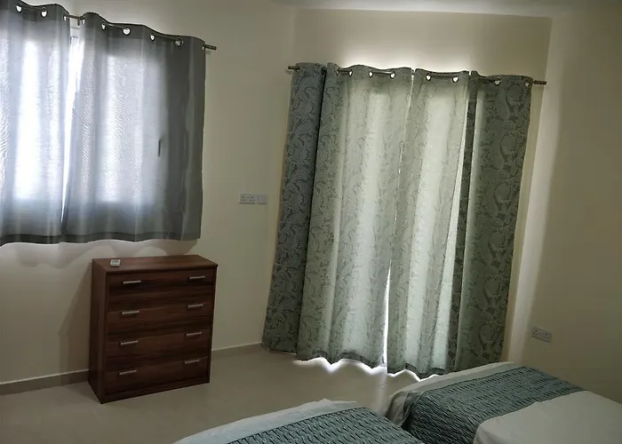 Apartment Sunstone Court *